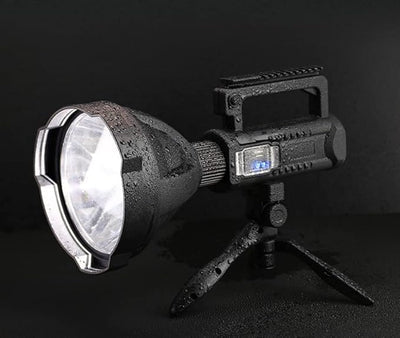 portable-led-flashlight-496809.jpg
